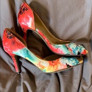 Silk floral peep toe Unisa heels